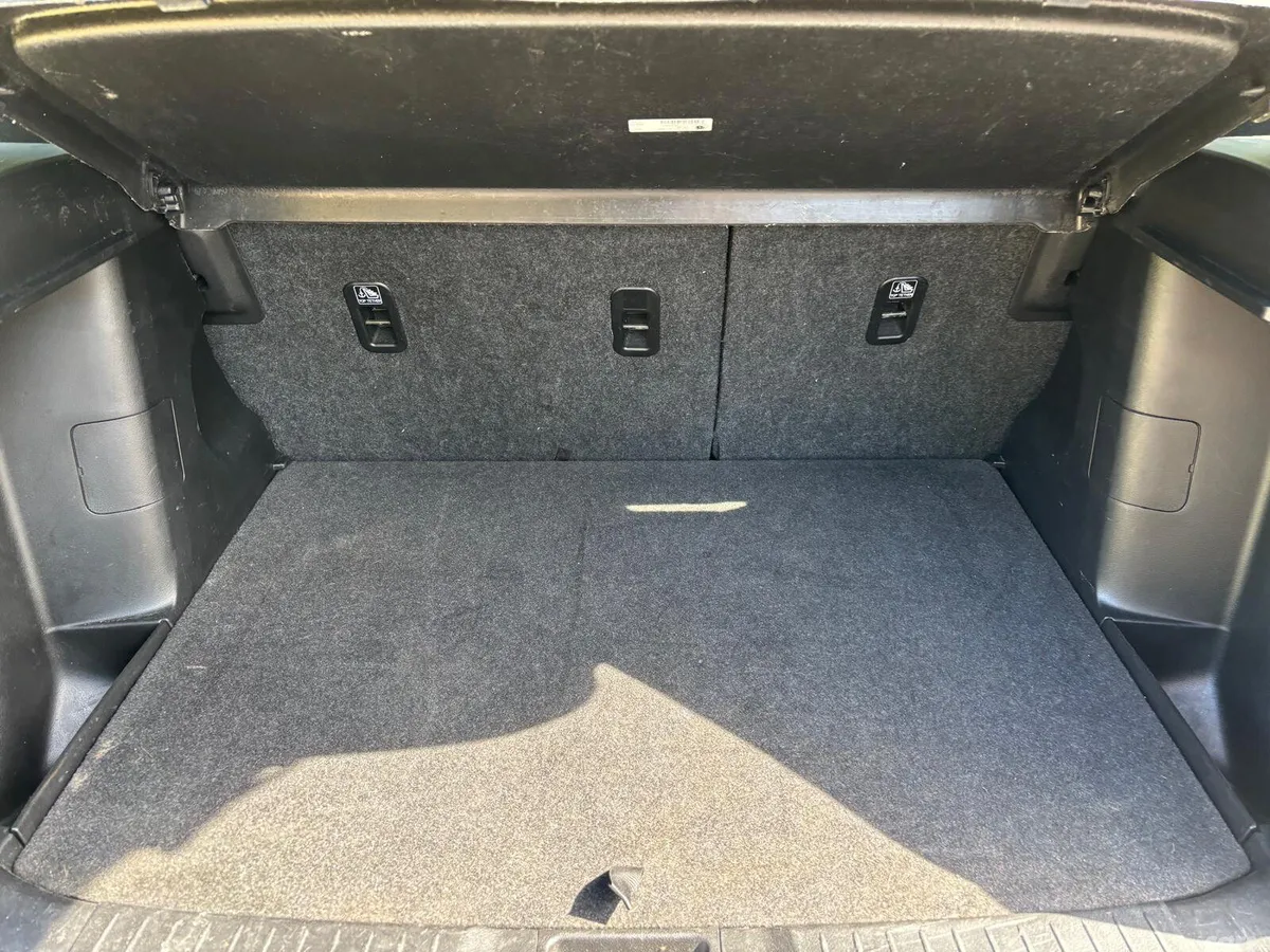 Suzuki Vitara SUV, Diesel, 2017, White