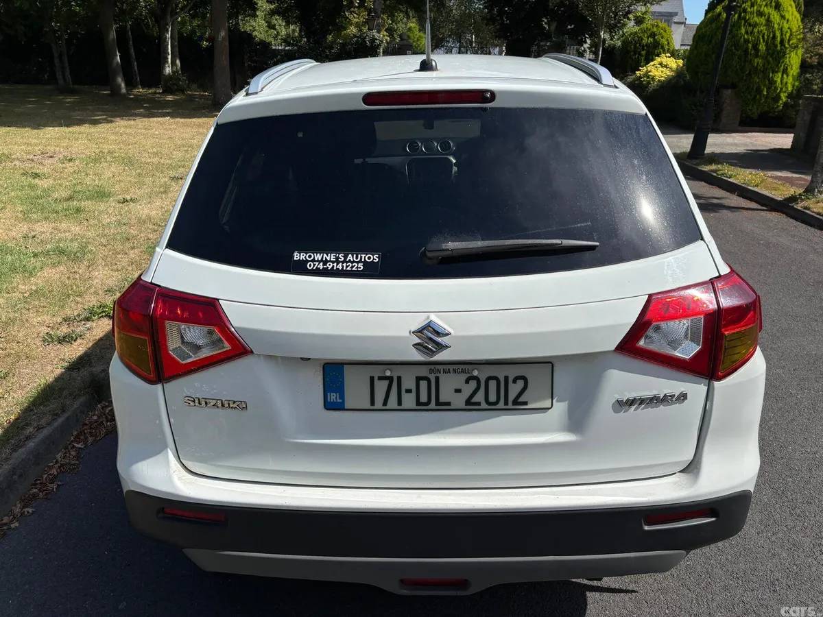 Suzuki Vitara SUV, Diesel, 2017, White
