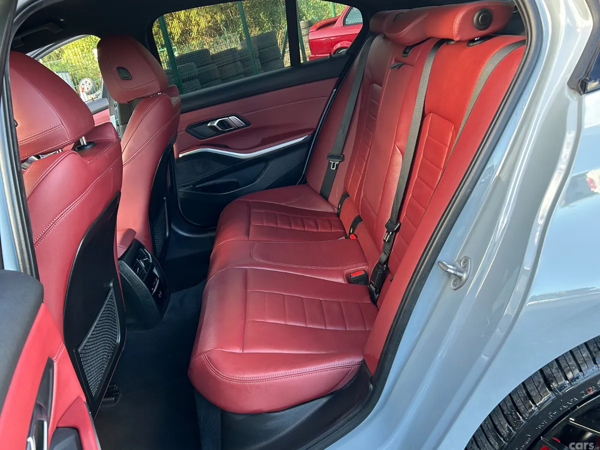 BMW 3-Series Saloon, Petrol Hybrid, 2023, Grey