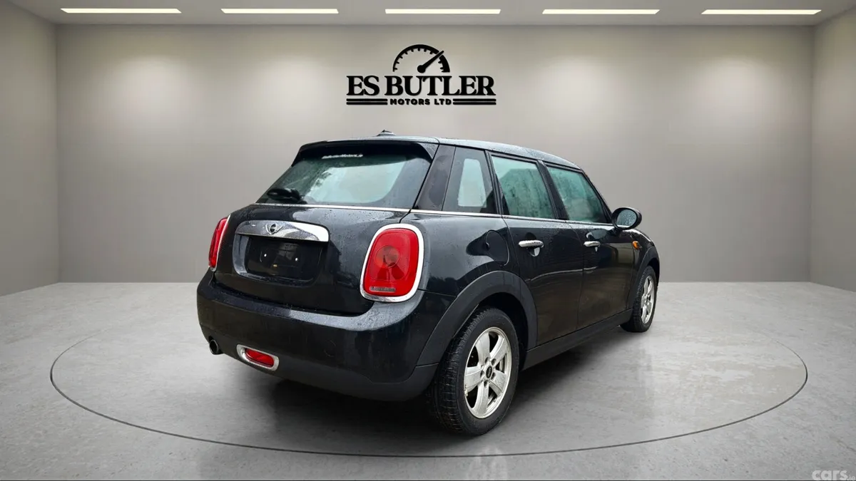 Mini Cooper Hatchback, Petrol, 2015, Black