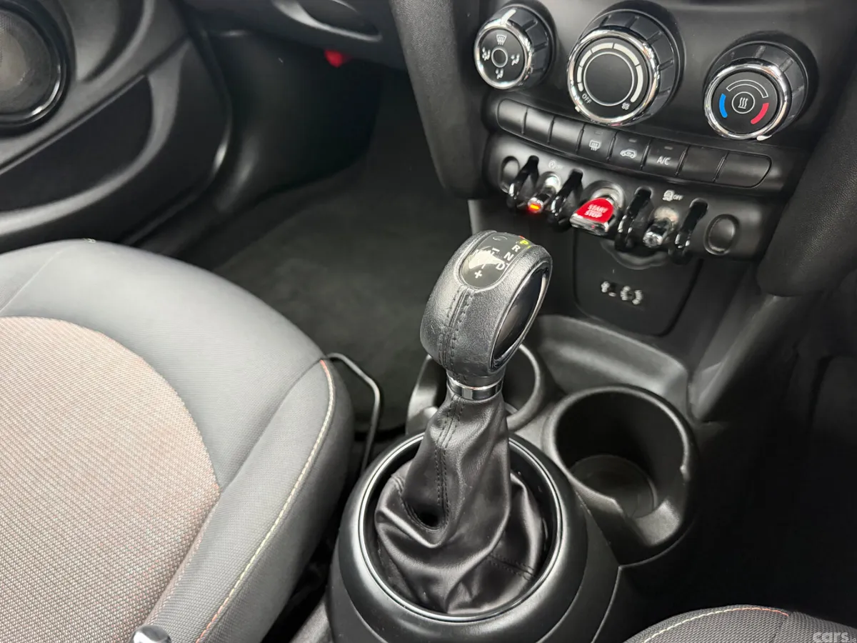 Mini Cooper Hatchback, Petrol, 2015, Black