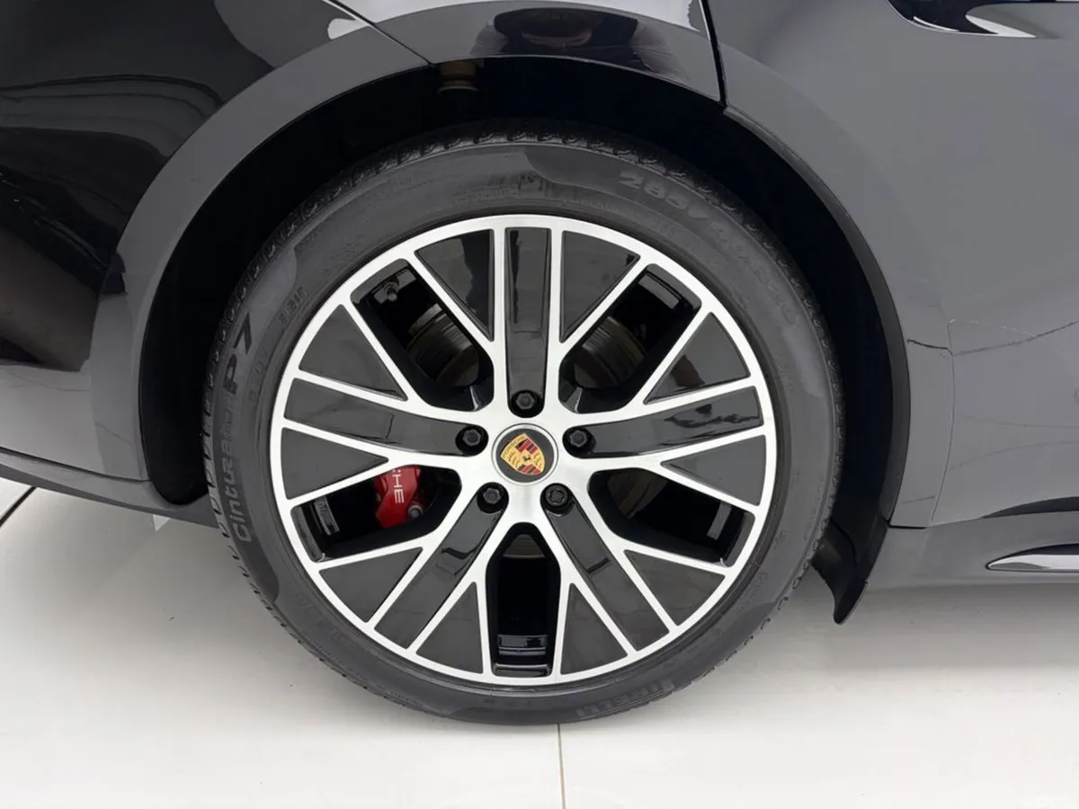Porsche Taycan Hatchback, Electric, 2021, Black