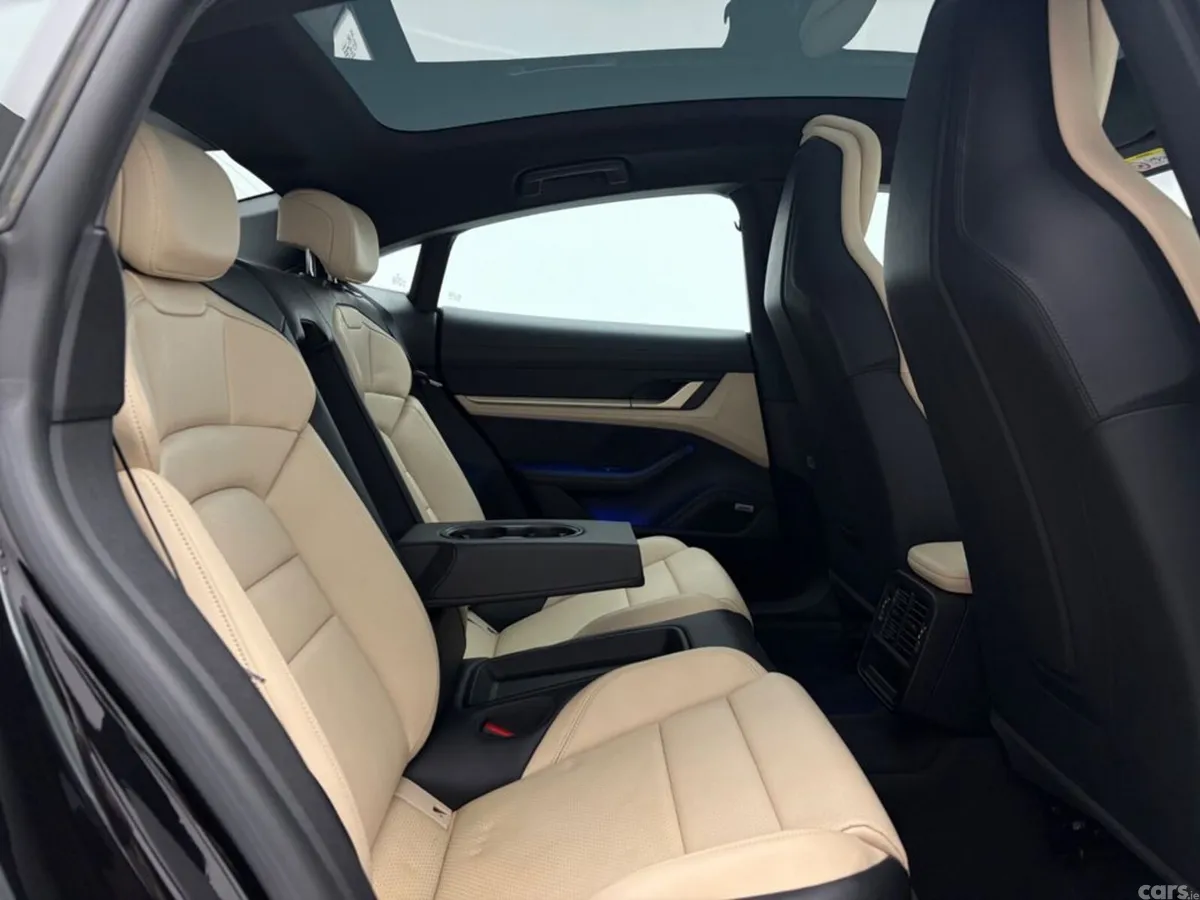 Porsche Taycan Hatchback, Electric, 2021, Black
