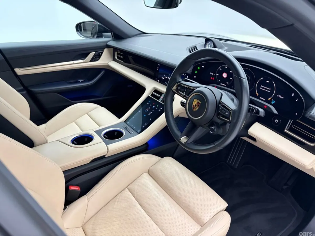 Porsche Taycan Hatchback, Electric, 2021, Black