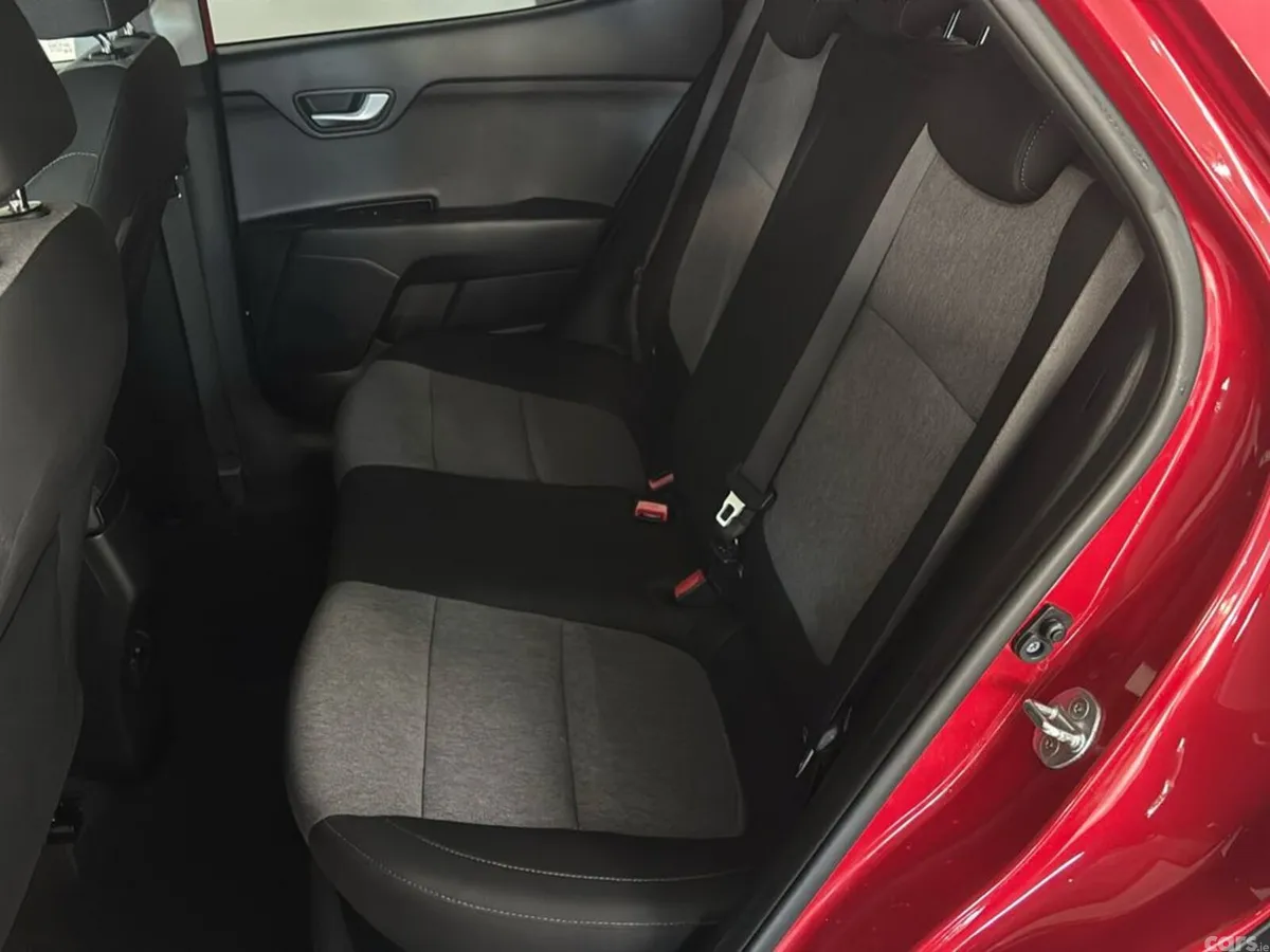 Kia Stonic Estate, Petrol, 2021, Red