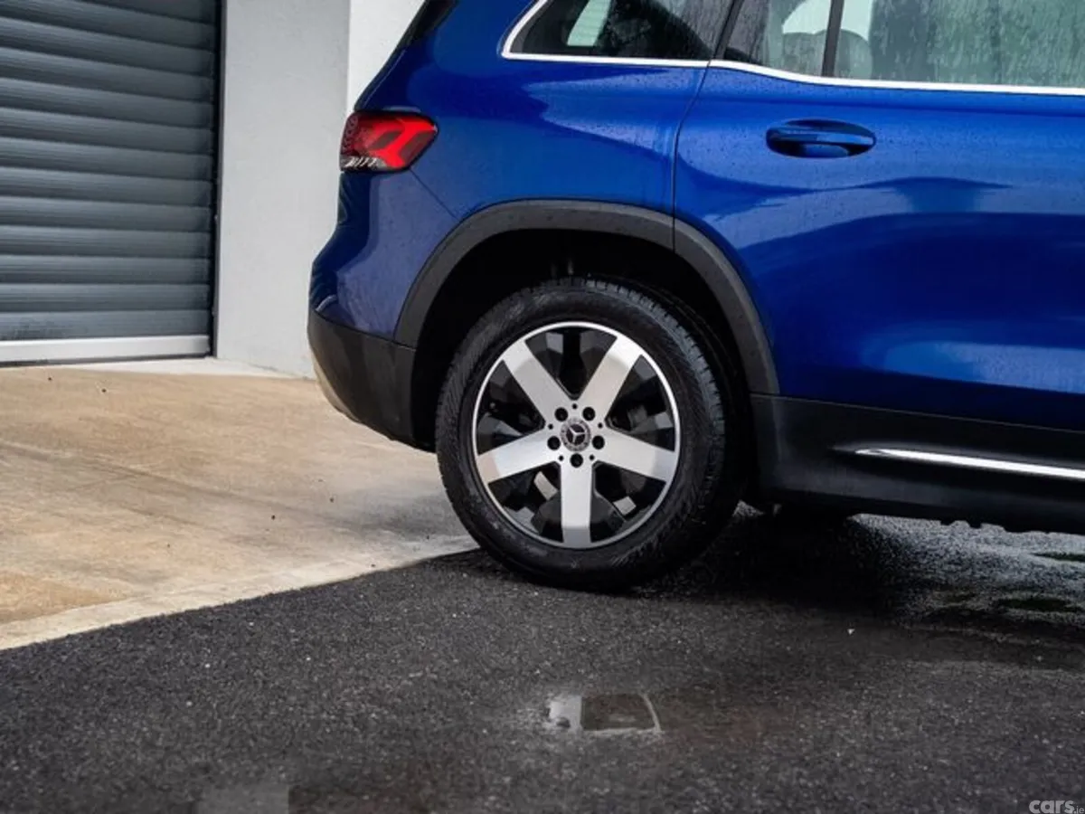 Mercedes-Benz GLB Estate, Diesel, 2020, Blue
