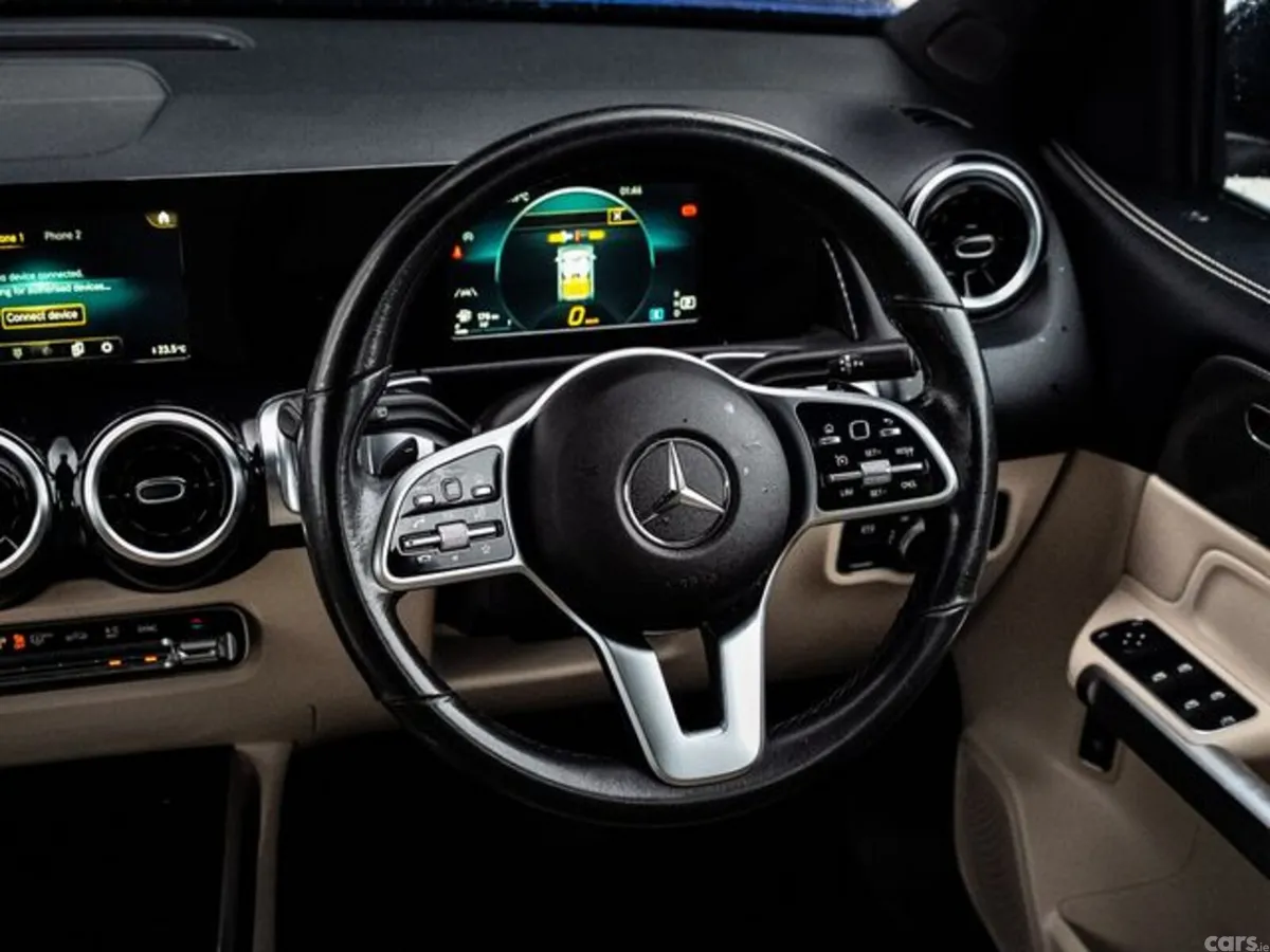 Mercedes-Benz GLB Estate, Diesel, 2020, Blue