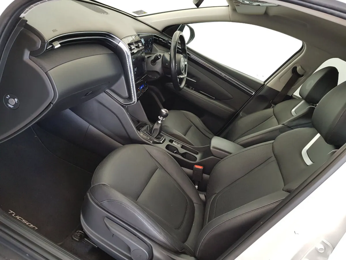 Hyundai Tucson MPV, Diesel, 2021, White