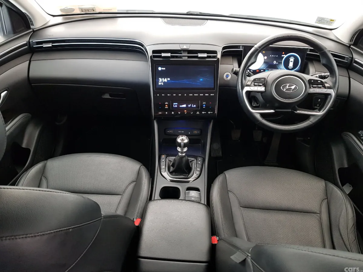 Hyundai Tucson MPV, Diesel, 2021, White