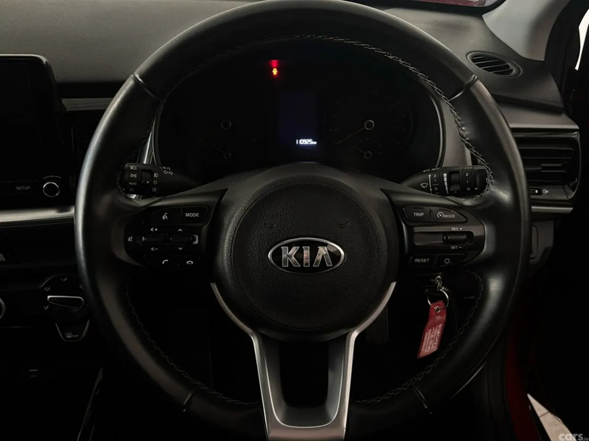 Kia Stonic Estate, Petrol, 2021, Red