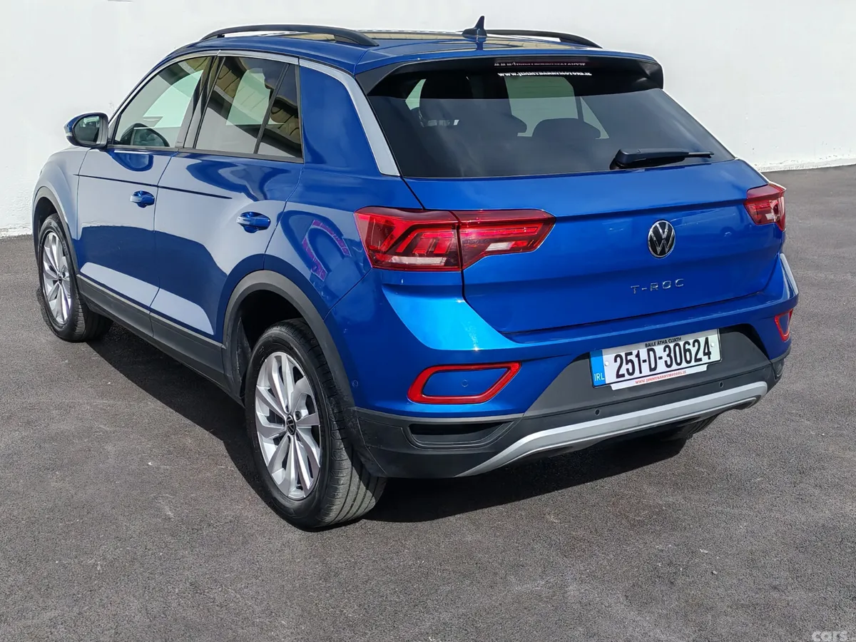Volkswagen T-Roc SUV, Petrol, 2025, Blue