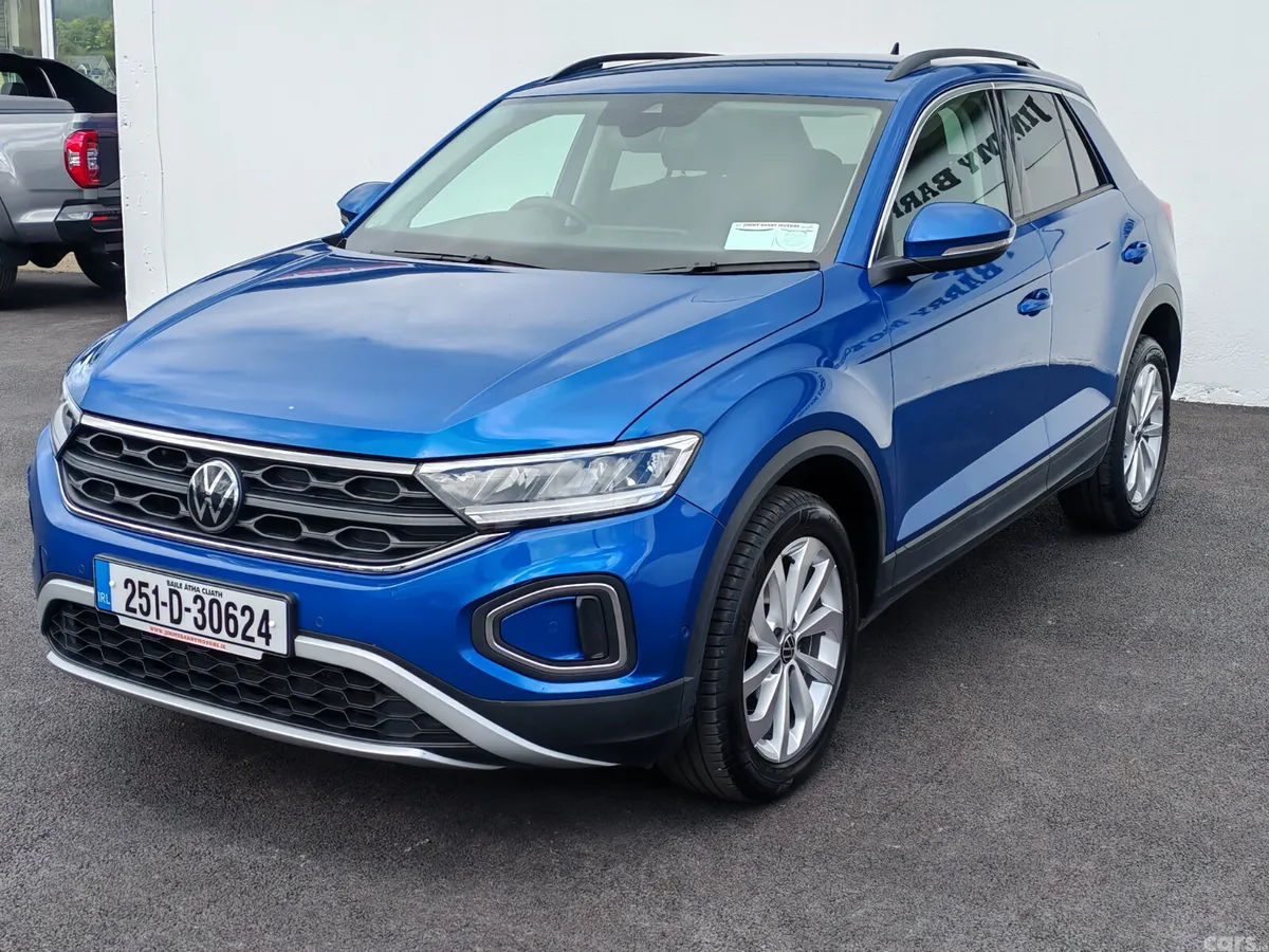 Volkswagen T-Roc SUV, Petrol, 2025, Blue