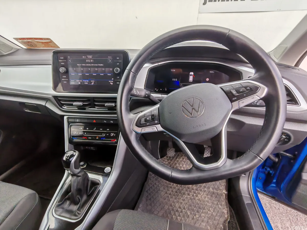 Volkswagen T-Roc SUV, Petrol, 2025, Blue