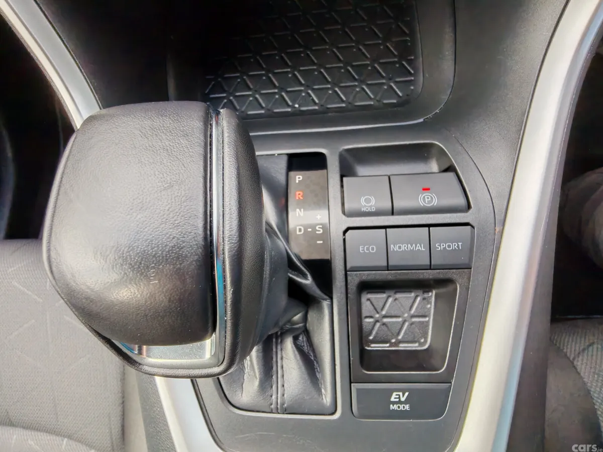 Toyota RAV4 SUV, Petrol Hybrid, 2025, Blue
