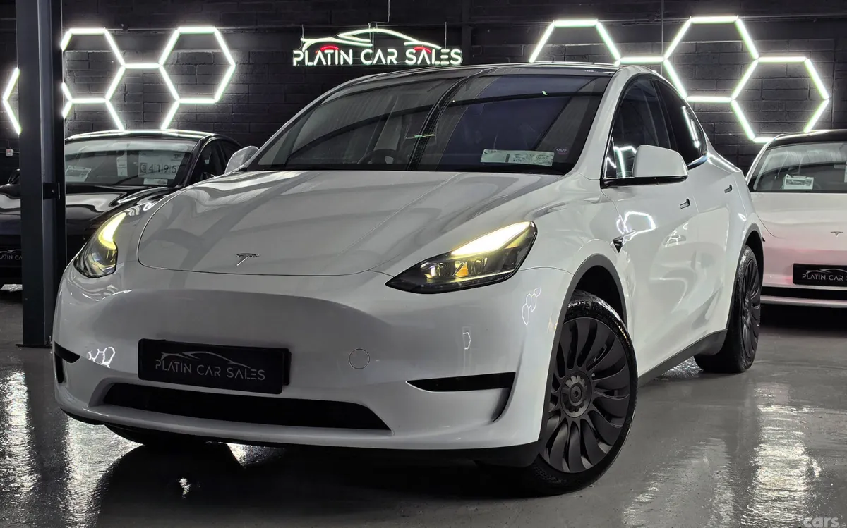 Tesla Model Y MPV, Electric, 2023, White