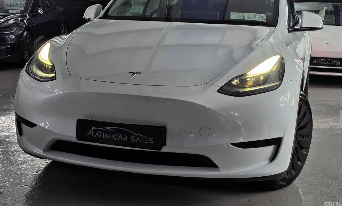 Tesla Model Y MPV, Electric, 2023, White