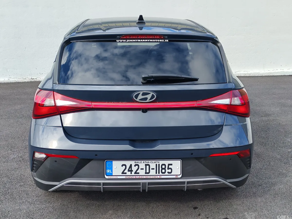 Hyundai i20 Hatchback, Petrol, 2024, Grey