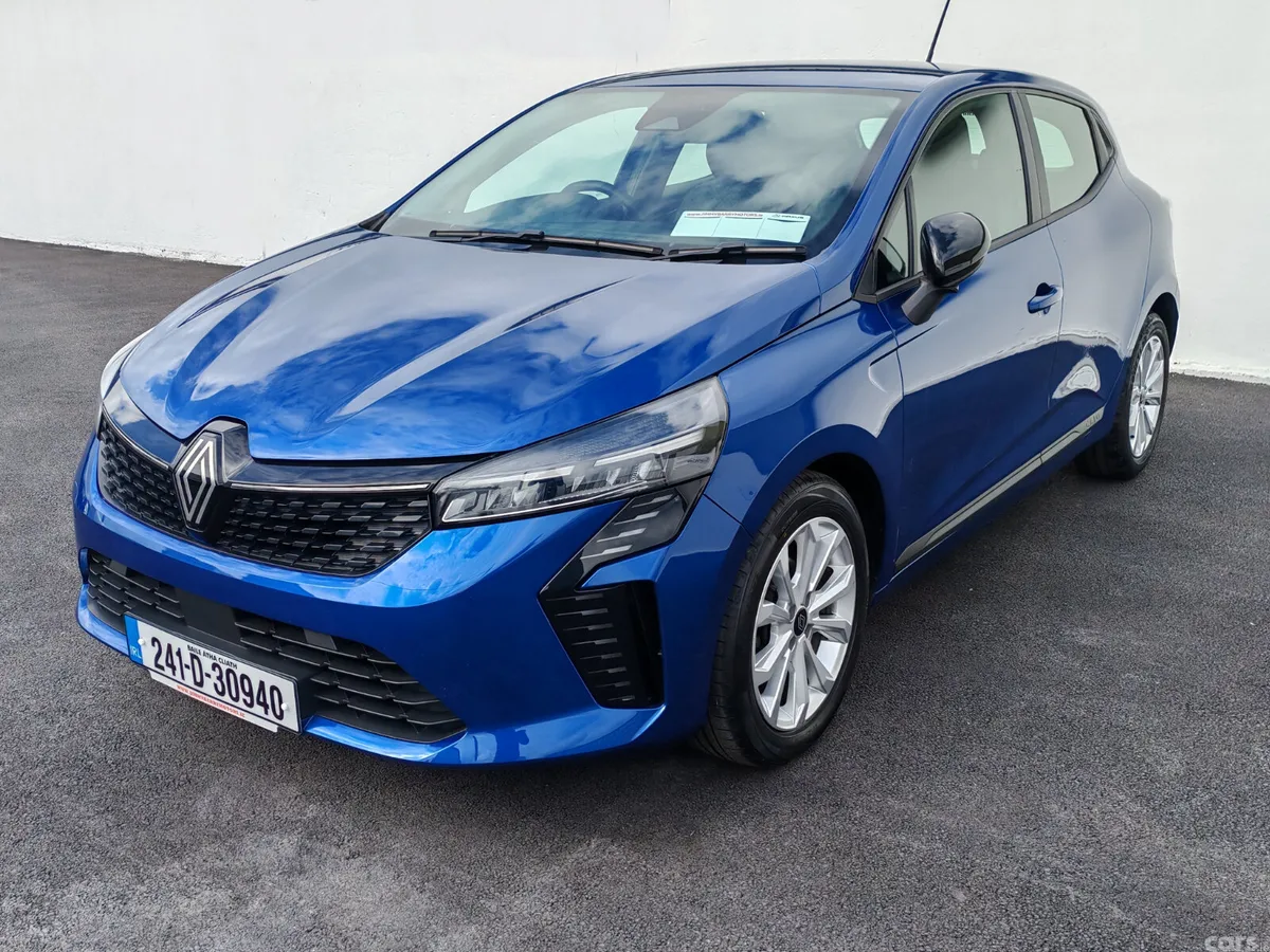 Renault Clio Hatchback, Petrol, 2024, Blue