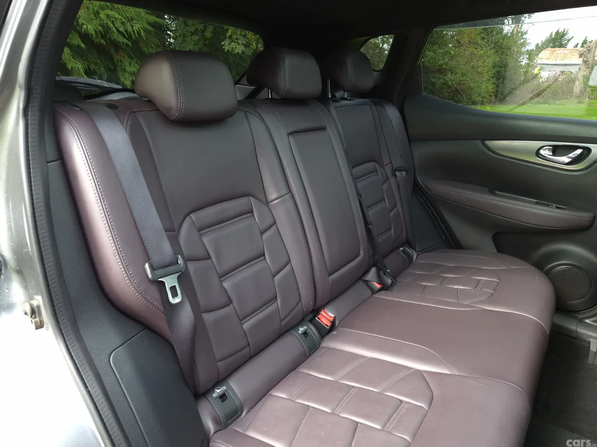 Nissan Qashqai MPV, Diesel, 2018, Grey