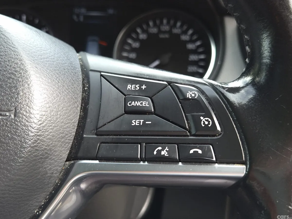 Nissan Qashqai MPV, Diesel, 2018, Grey