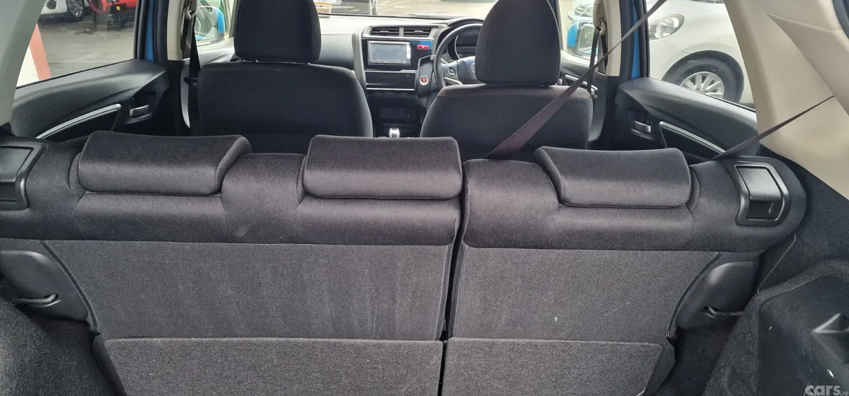 Honda Fit Hatchback, Petrol Hybrid, 2014, Blue