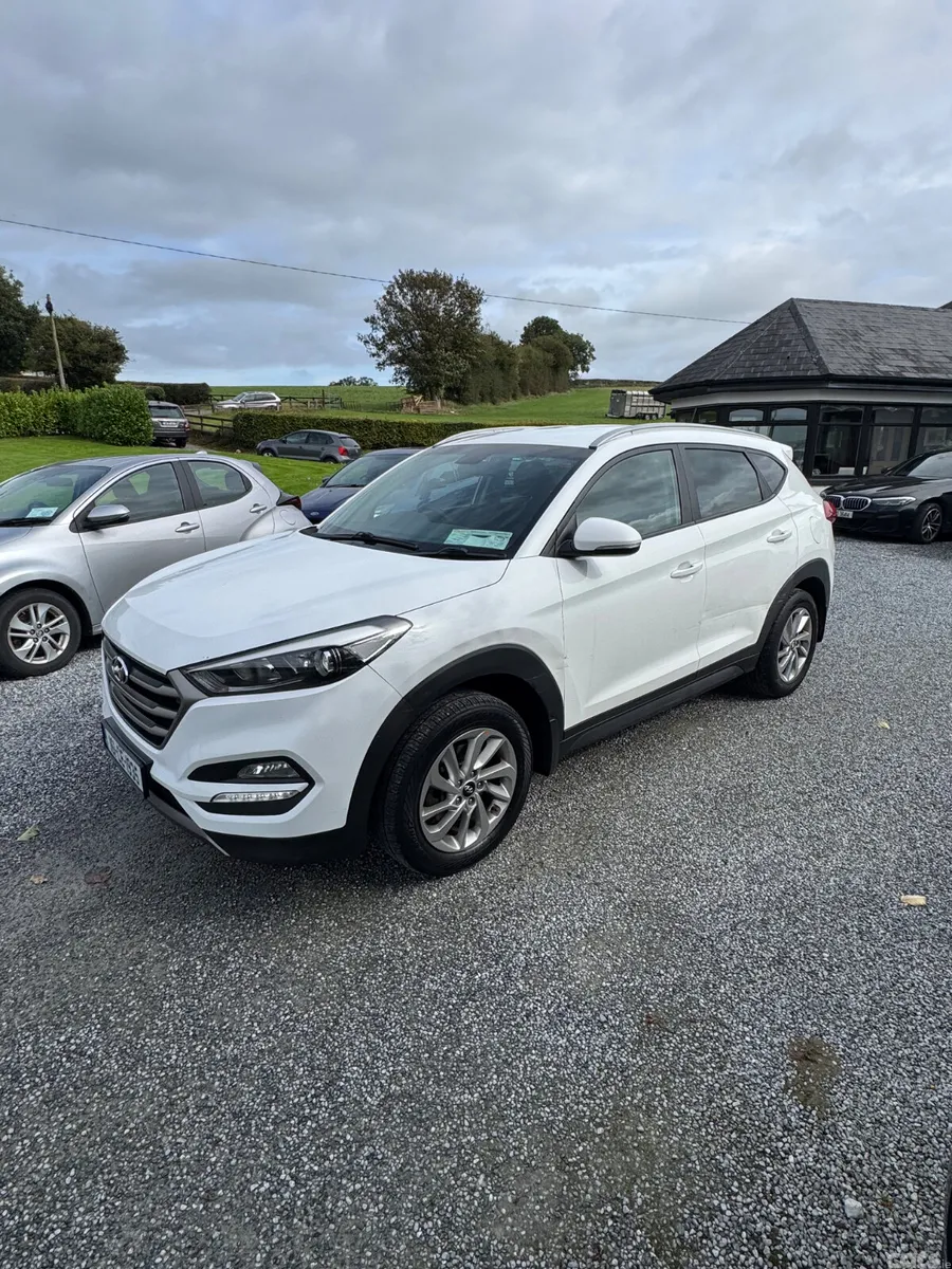 Hyundai Tucson SUV, Diesel, 2016, White