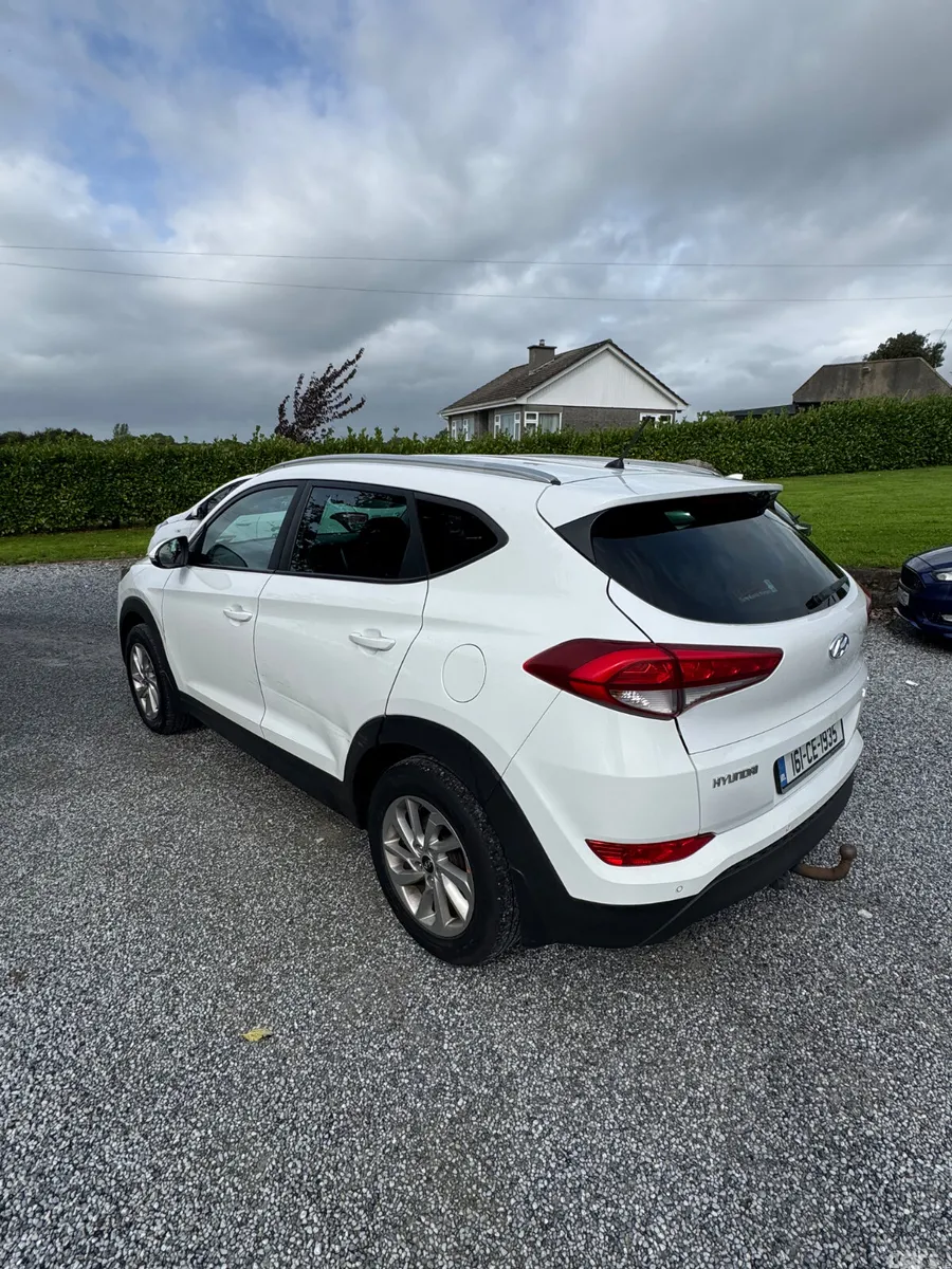 Hyundai Tucson SUV, Diesel, 2016, White