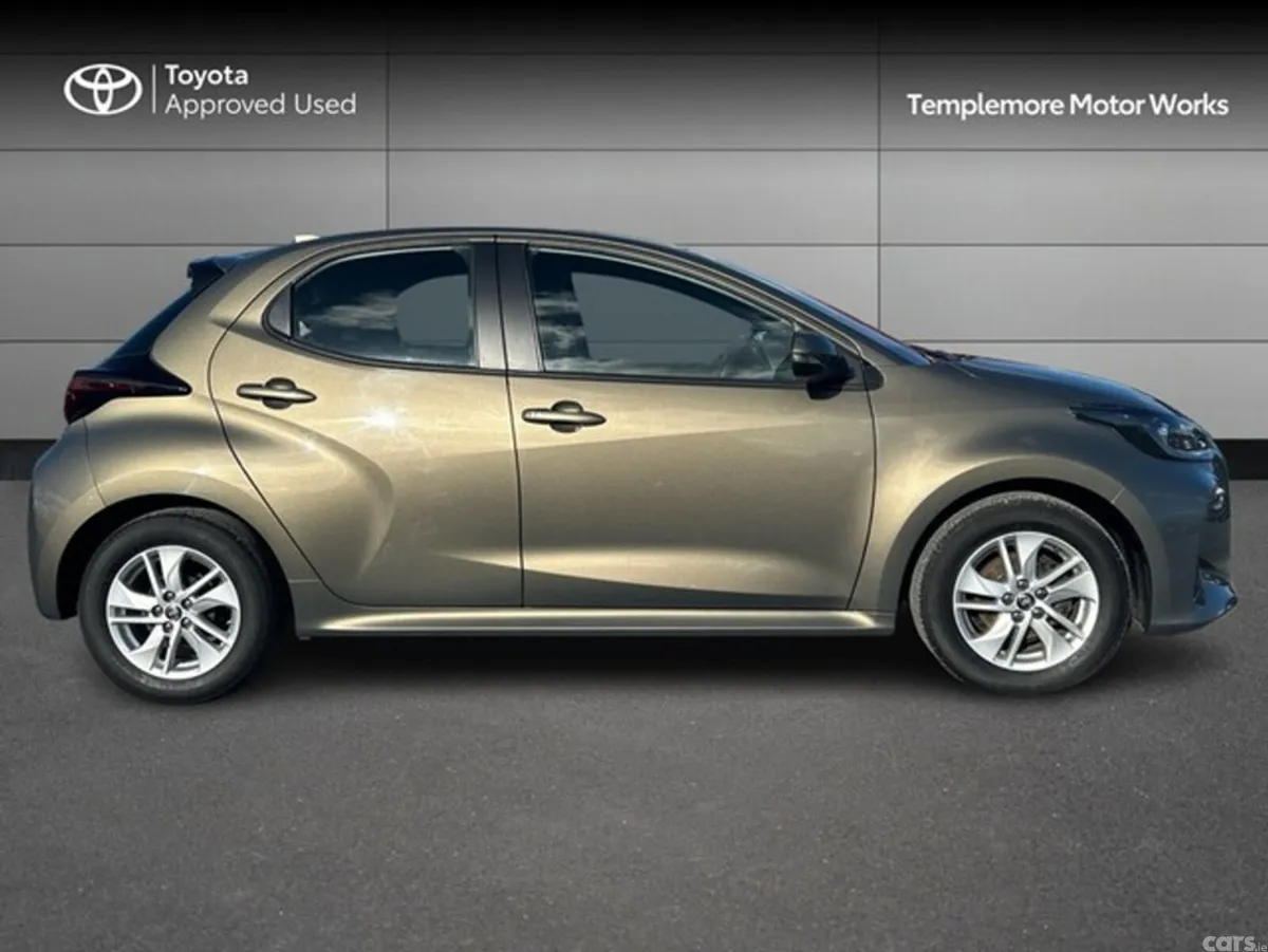 Toyota Yaris Hatchback, Petrol, 2024, Bronze