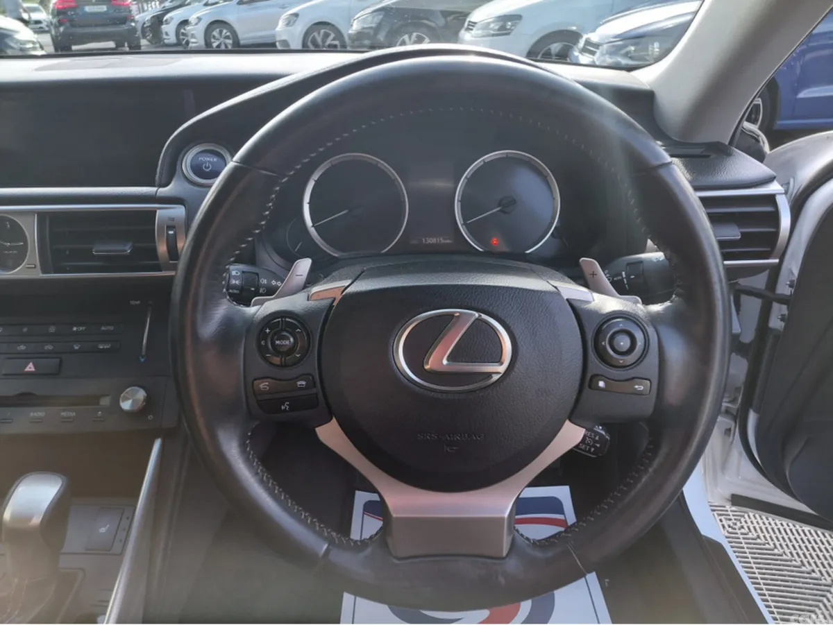 Lexus IS Saloon, Petrol Hybrid, 2015, White