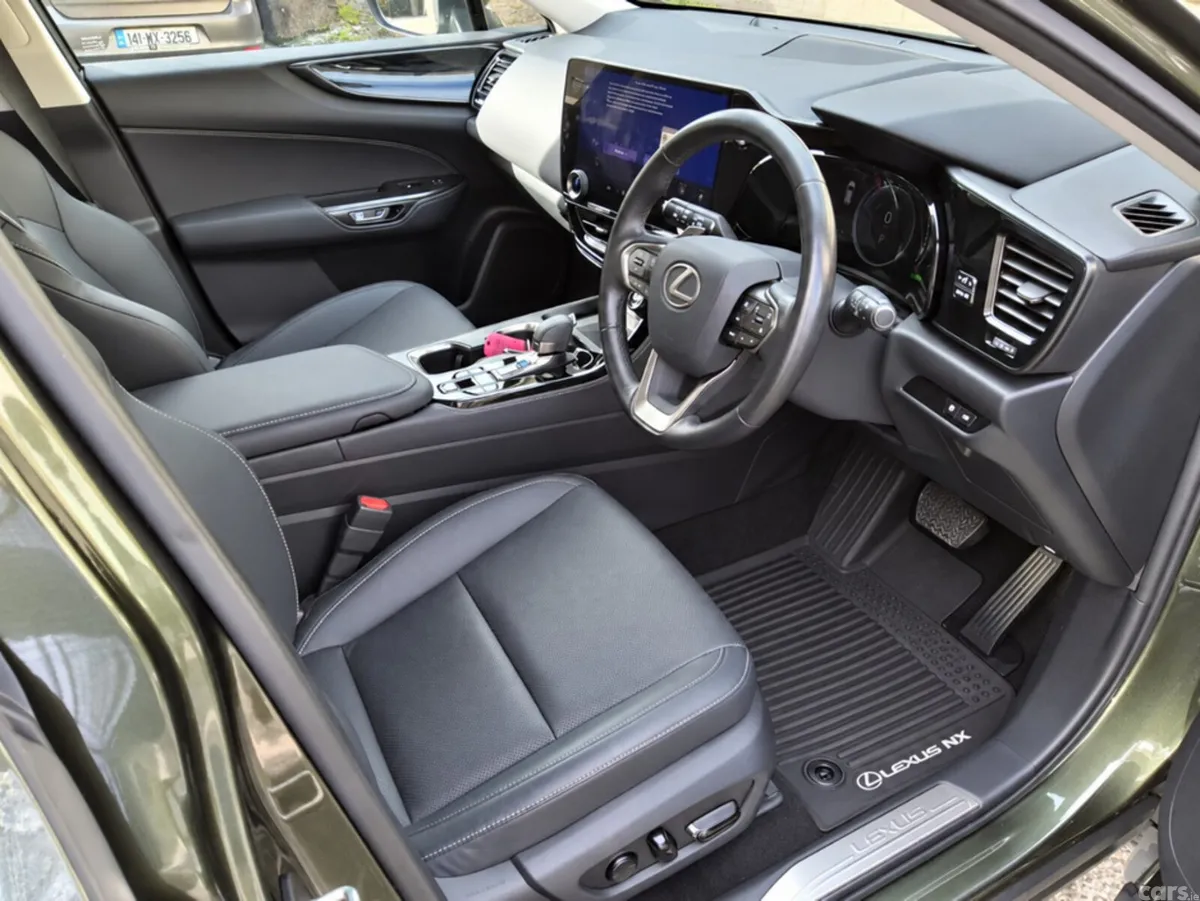 Lexus NX SUV, Petrol Plug-in Hybrid, 2024, Green