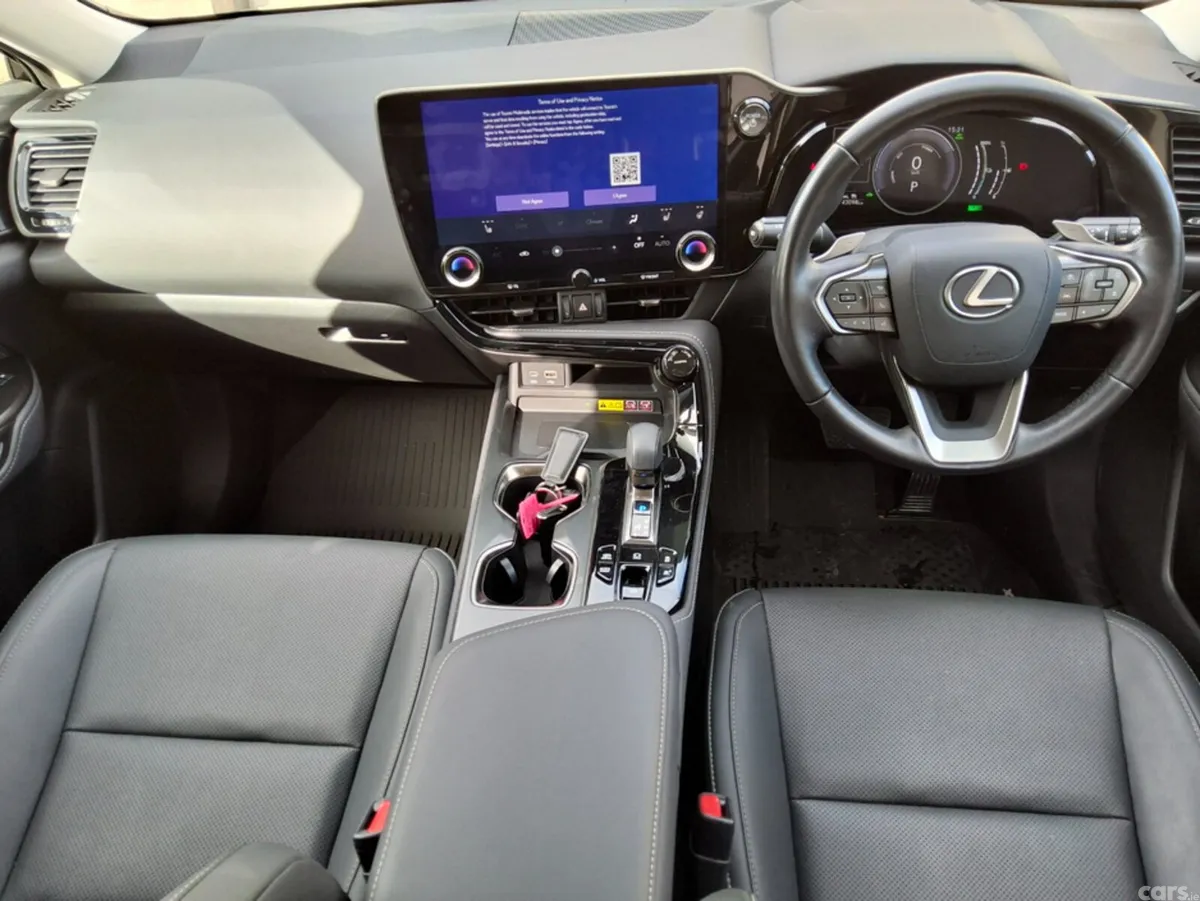 Lexus NX SUV, Petrol Plug-in Hybrid, 2024, Green