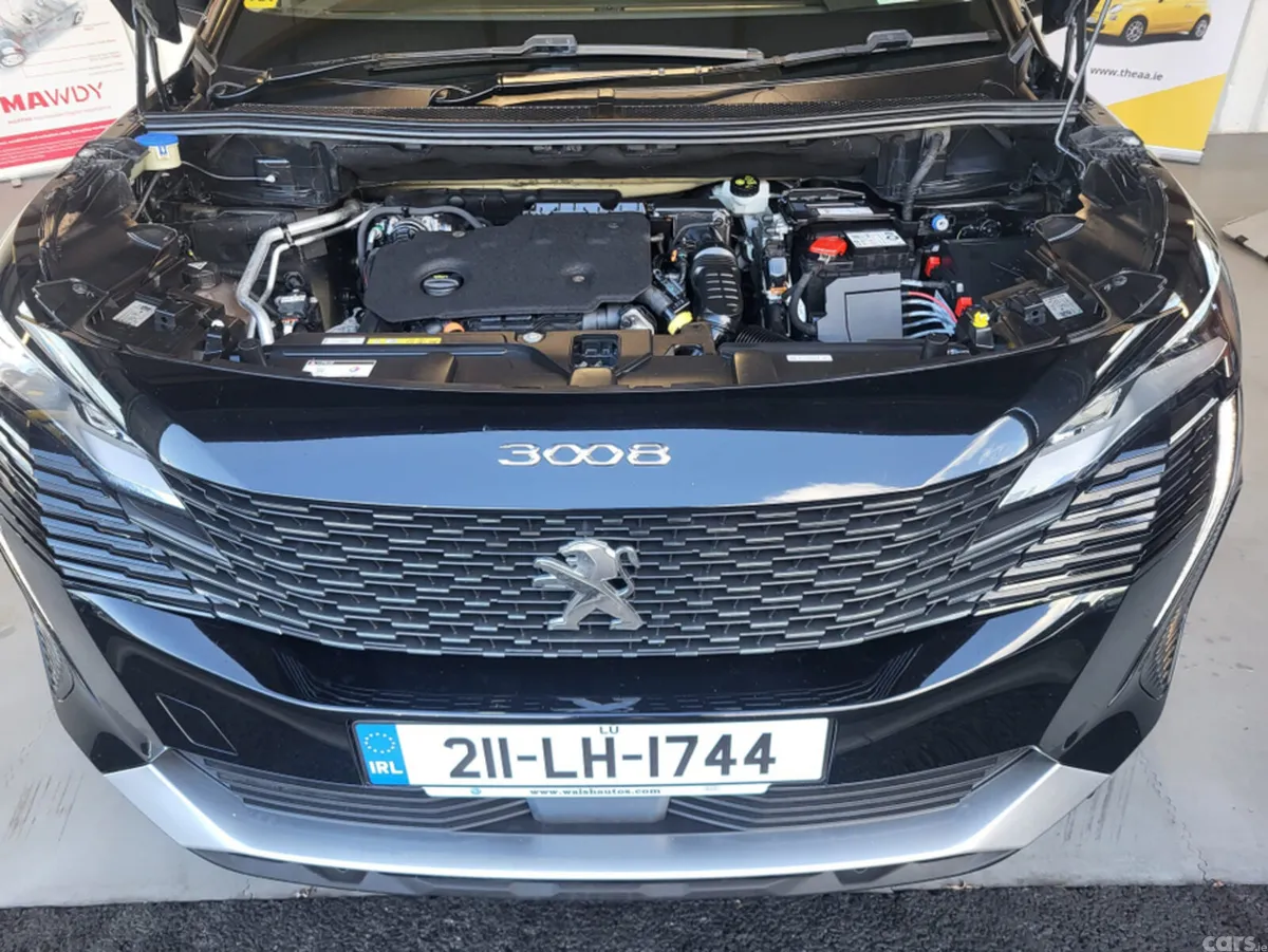 Peugeot 3008 MPV, Diesel, 2021, Black