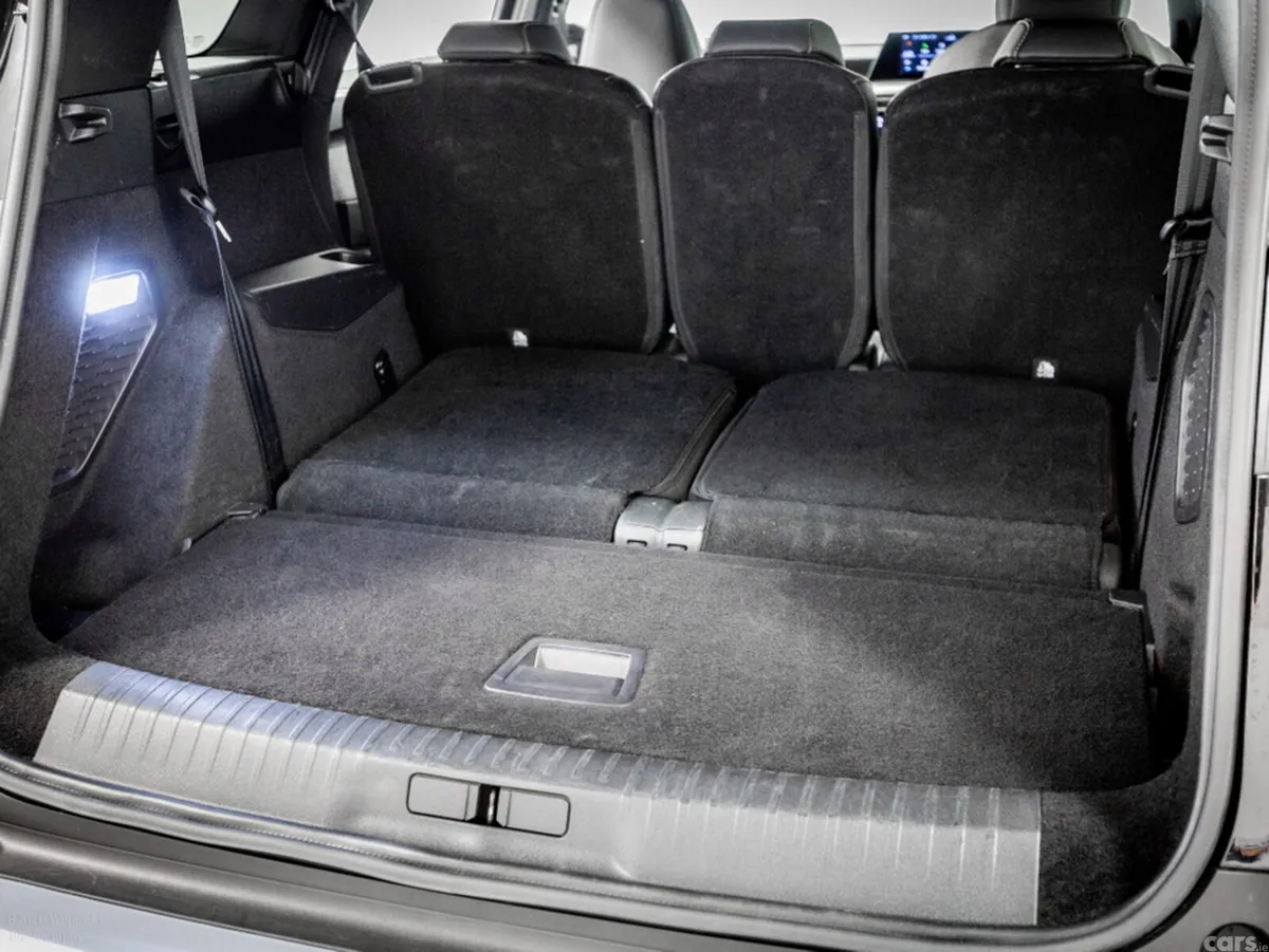 Peugeot 5008 SUV, Petrol, 2026, Black