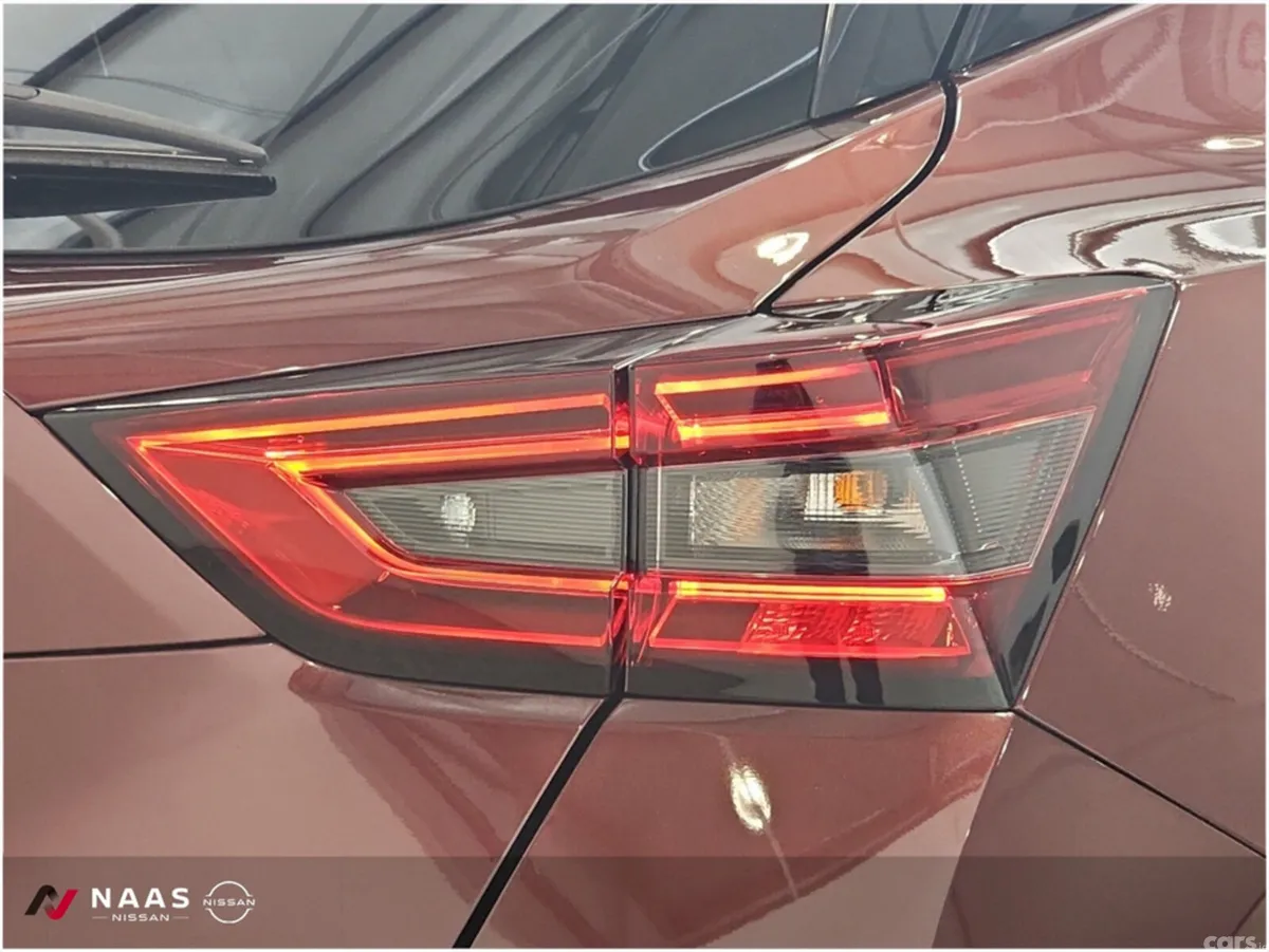 Nissan Juke MPV, Petrol, 2023, Red