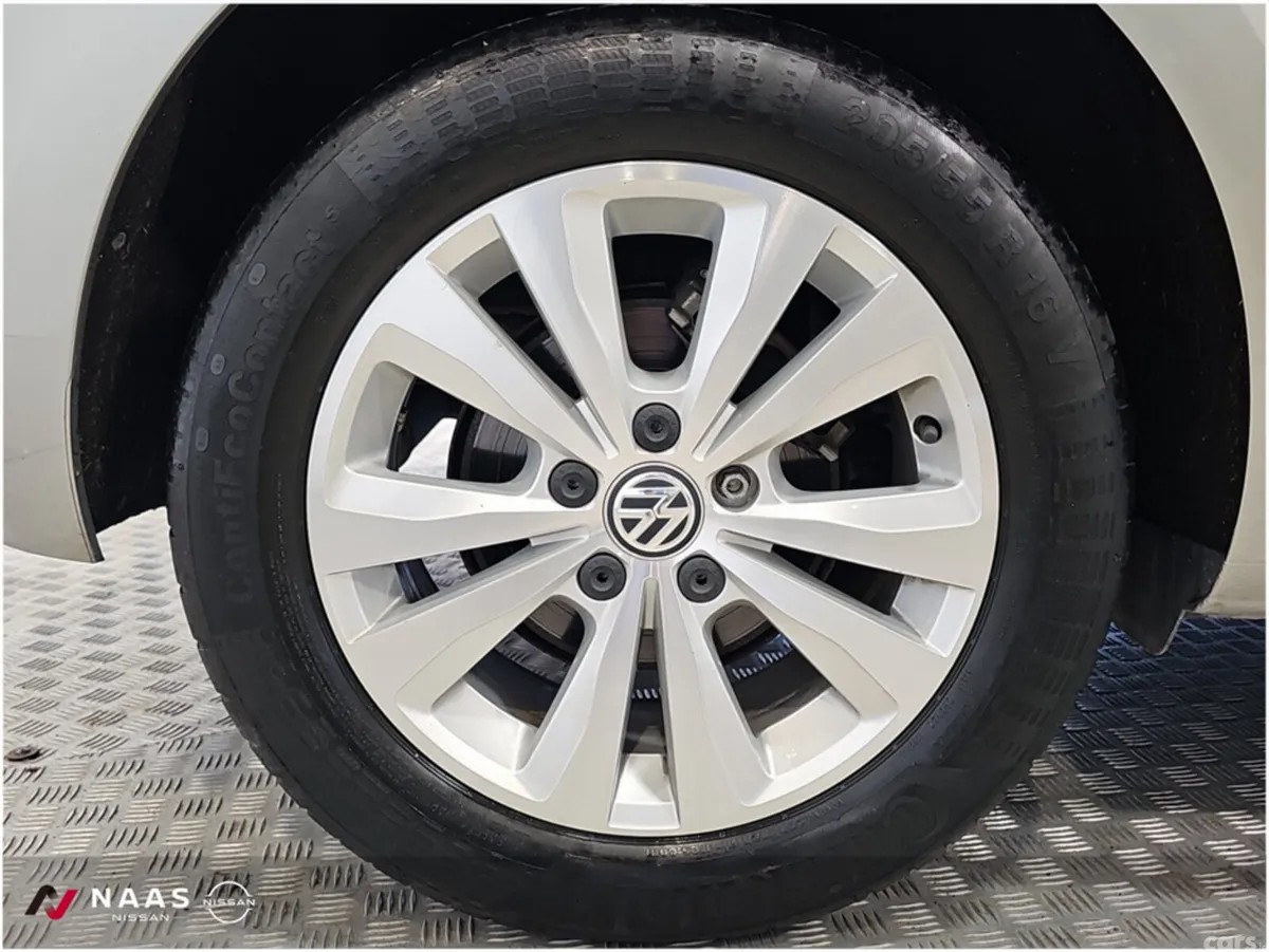 Volkswagen Golf Hatchback, Petrol, 2018, Grey