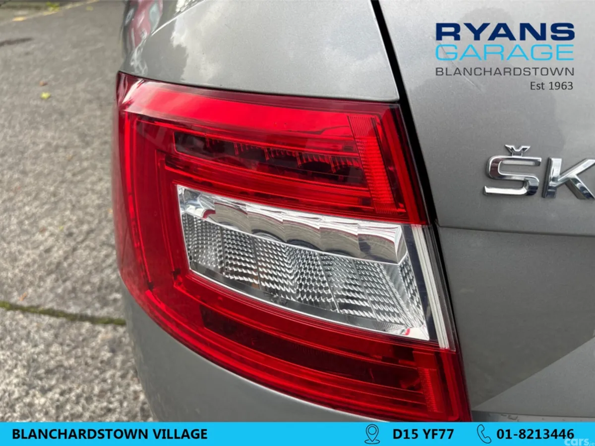 Skoda Octavia Hatchback, Diesel, 2015, Beige