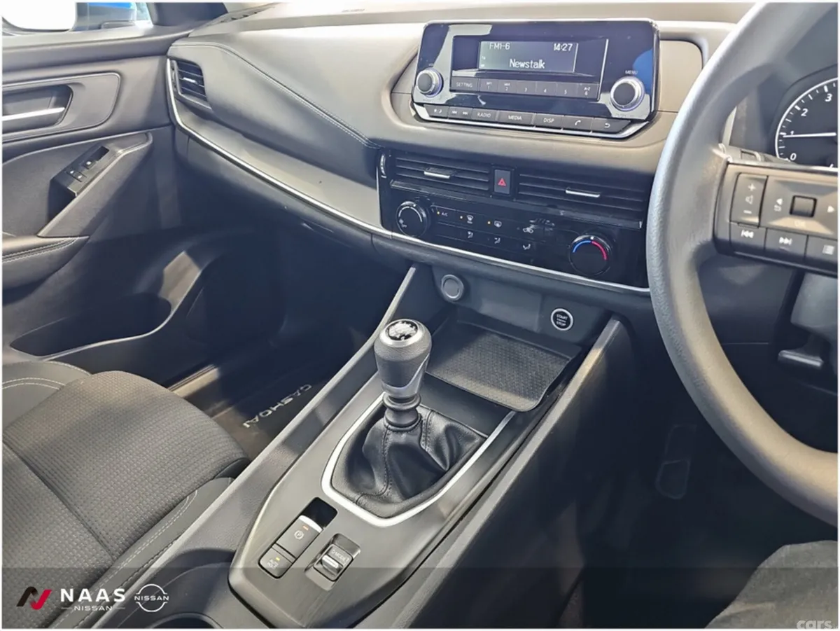 Nissan Qashqai MPV, Petrol, 2023, Blue