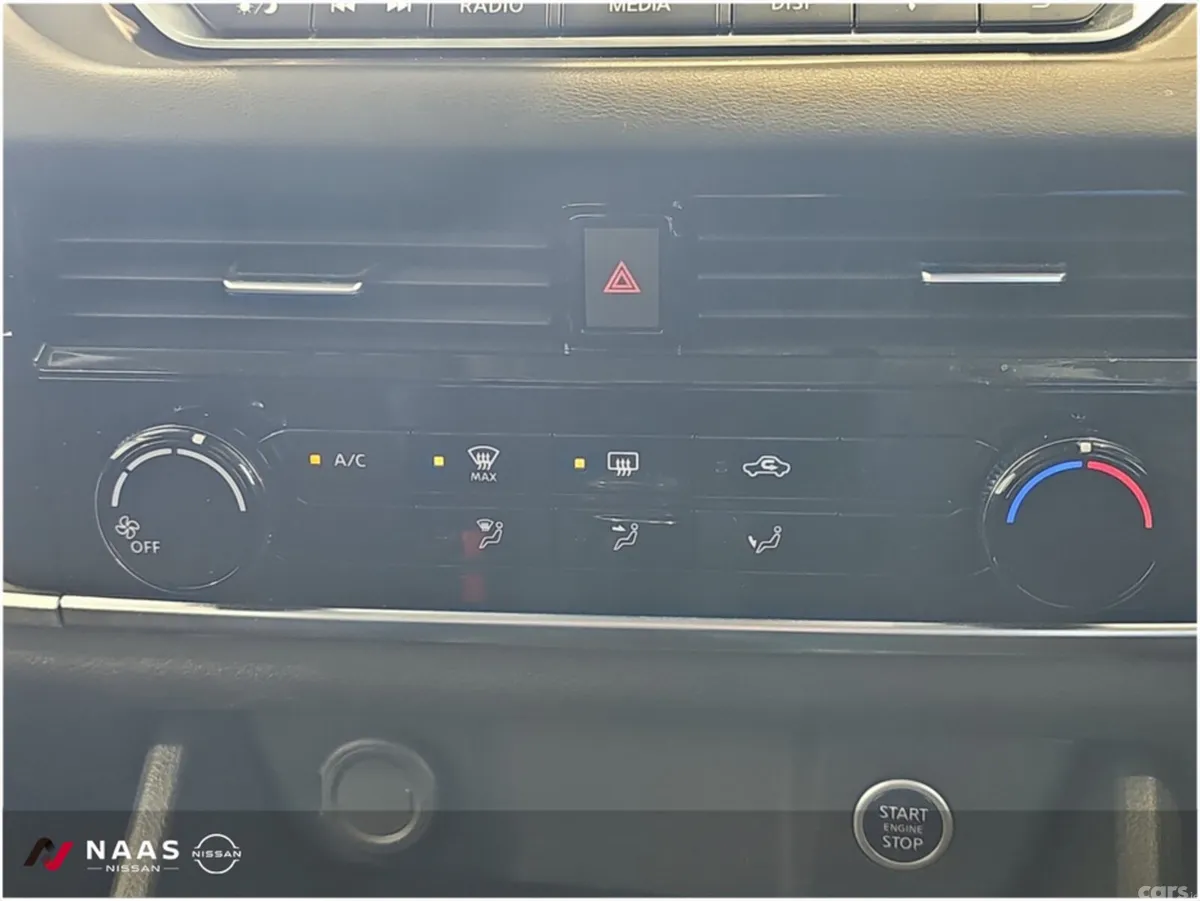 Nissan Qashqai MPV, Petrol, 2023, Blue