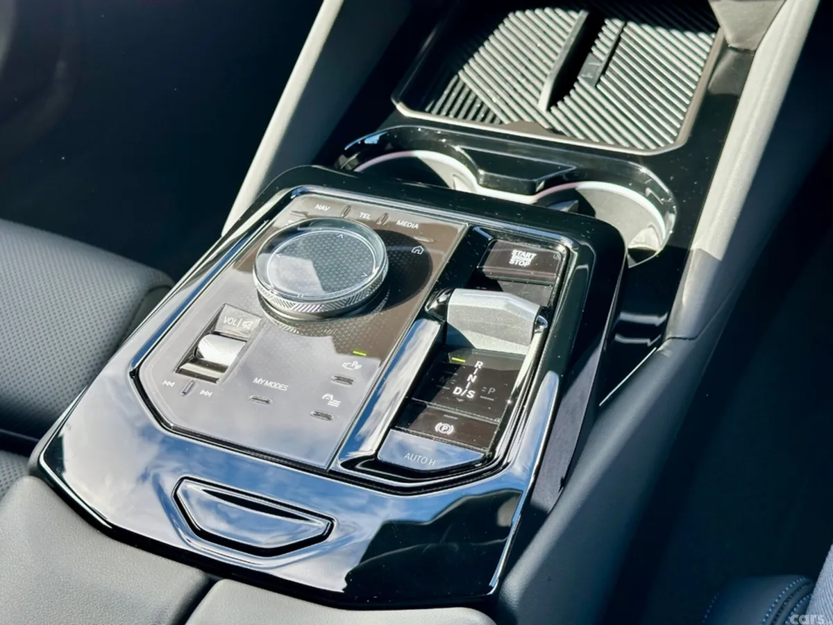 BMW 5-Series Saloon, Petrol Plug-in Hybrid, 2026, Grey