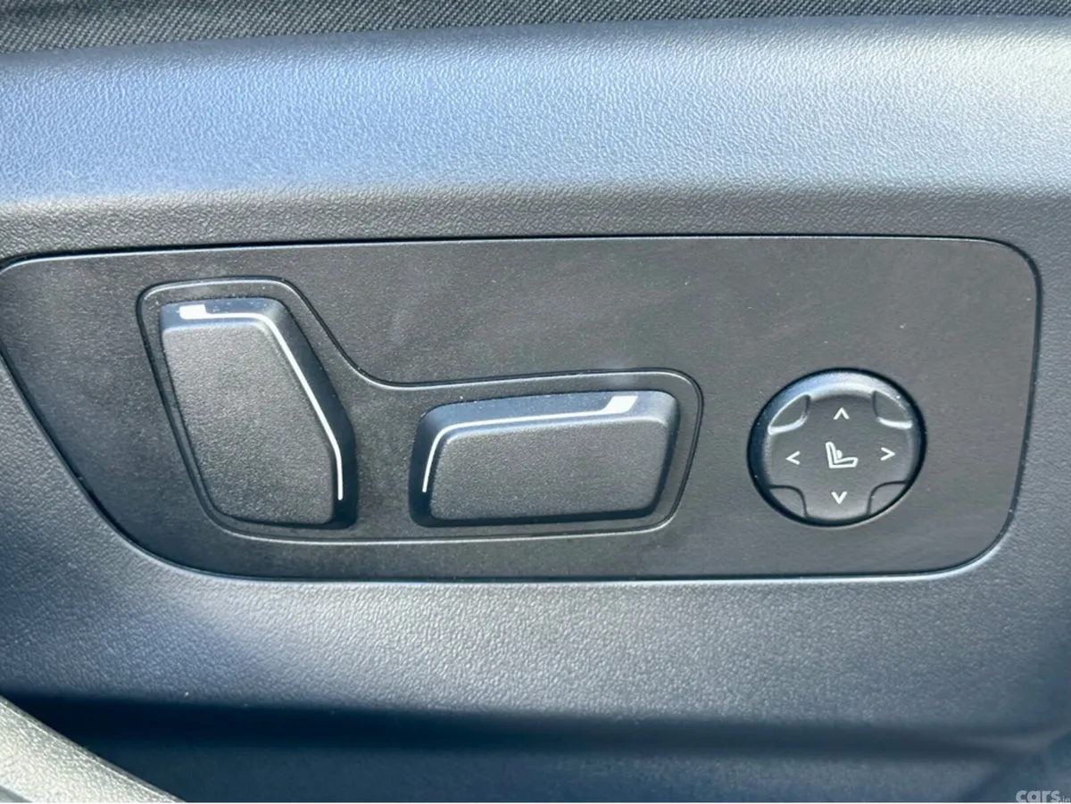 BMW 5-Series Saloon, Petrol Plug-in Hybrid, 2026, Grey