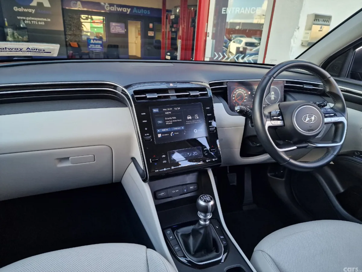 Hyundai Tucson SUV, Diesel, 2022, Black