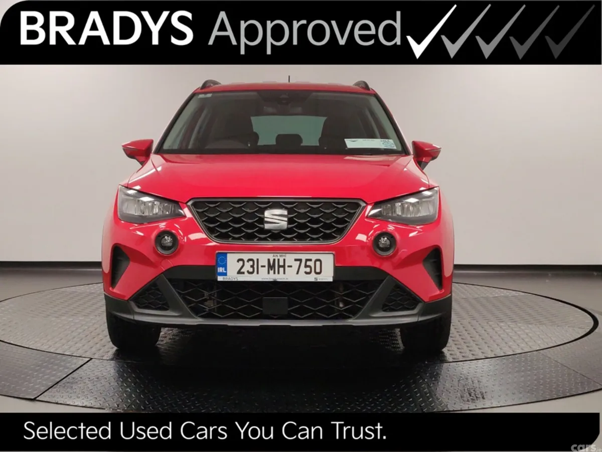 SEAT Arona Hatchback, Petrol, 2023, Red