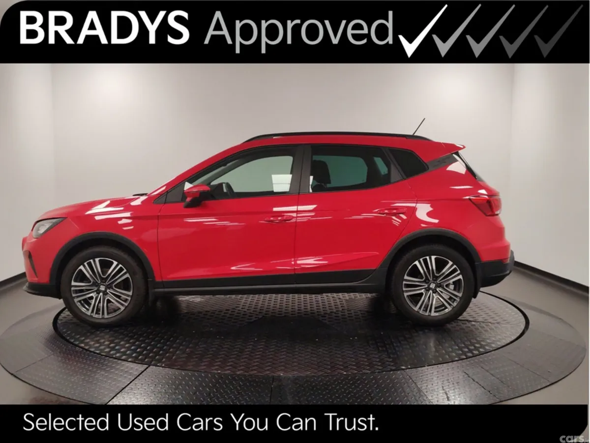 SEAT Arona Hatchback, Petrol, 2023, Red