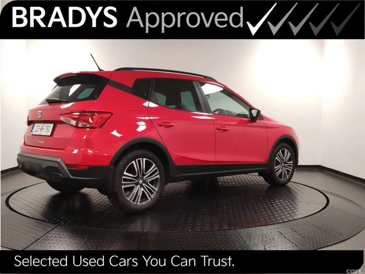 SEAT Arona Hatchback, Petrol, 2023, Red