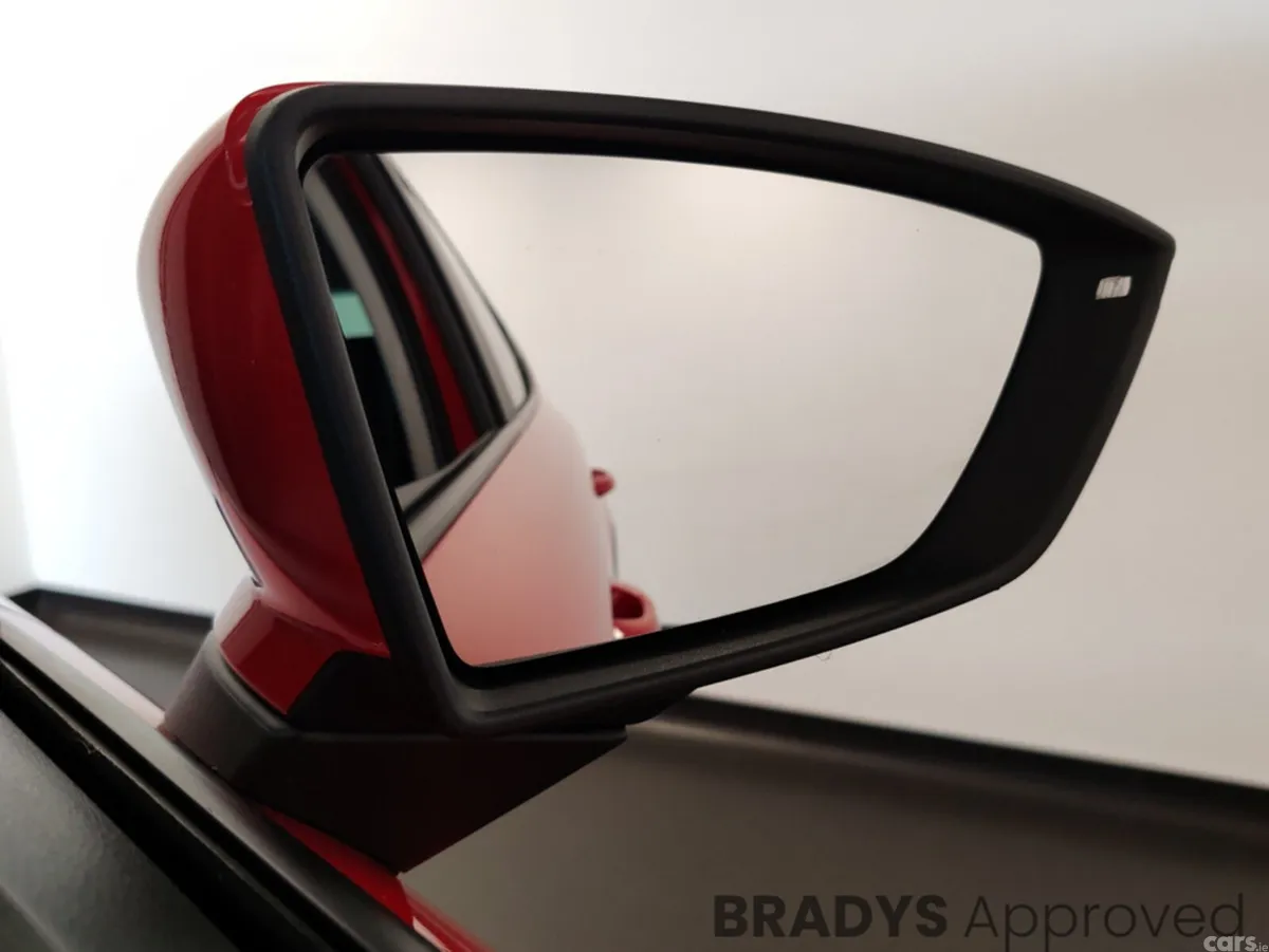 SEAT Arona Hatchback, Petrol, 2023, Red