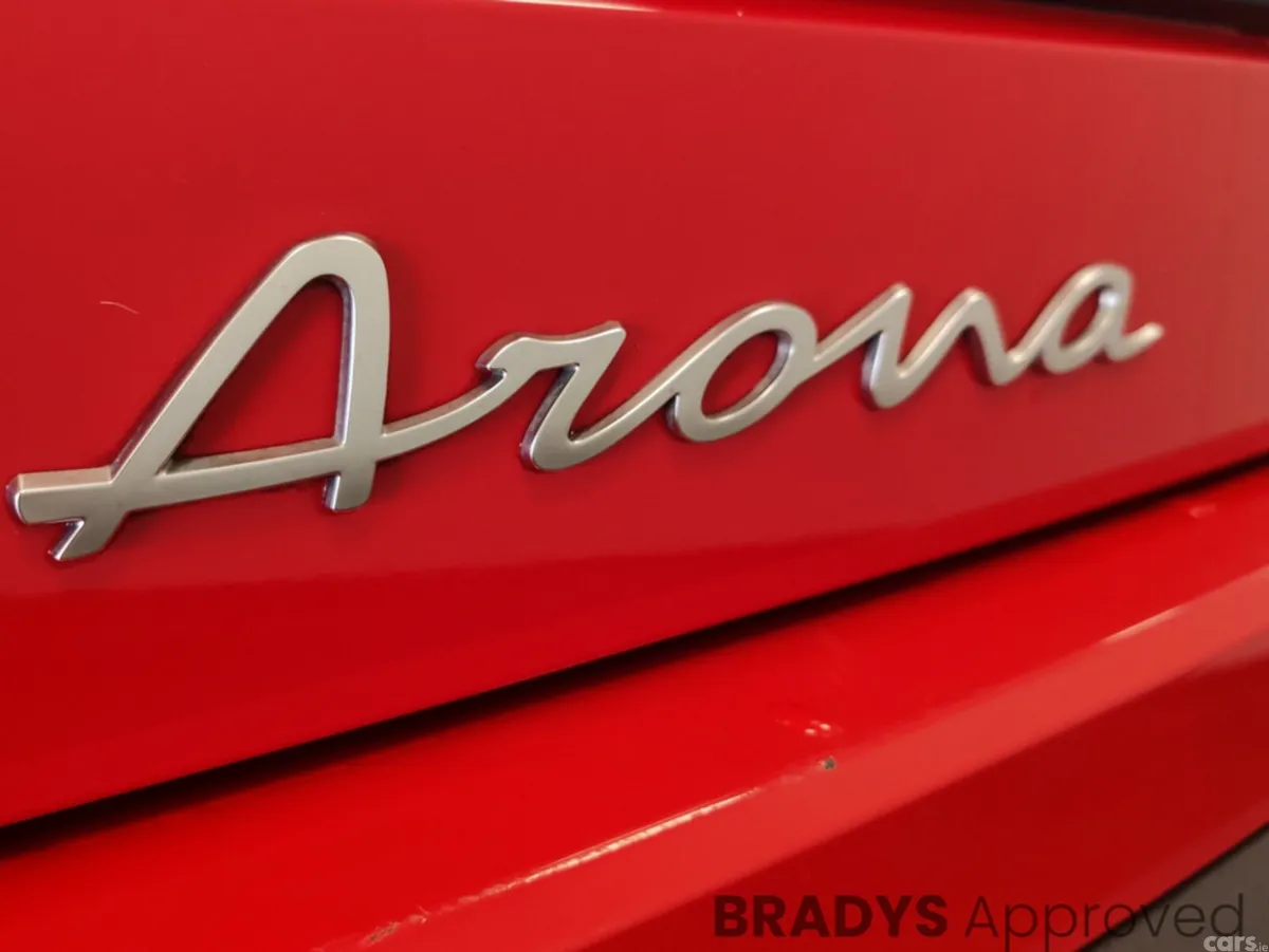 SEAT Arona Hatchback, Petrol, 2023, Red