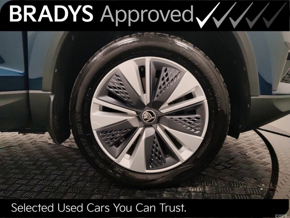 Skoda Karoq SUV, Diesel, 2023, Blue