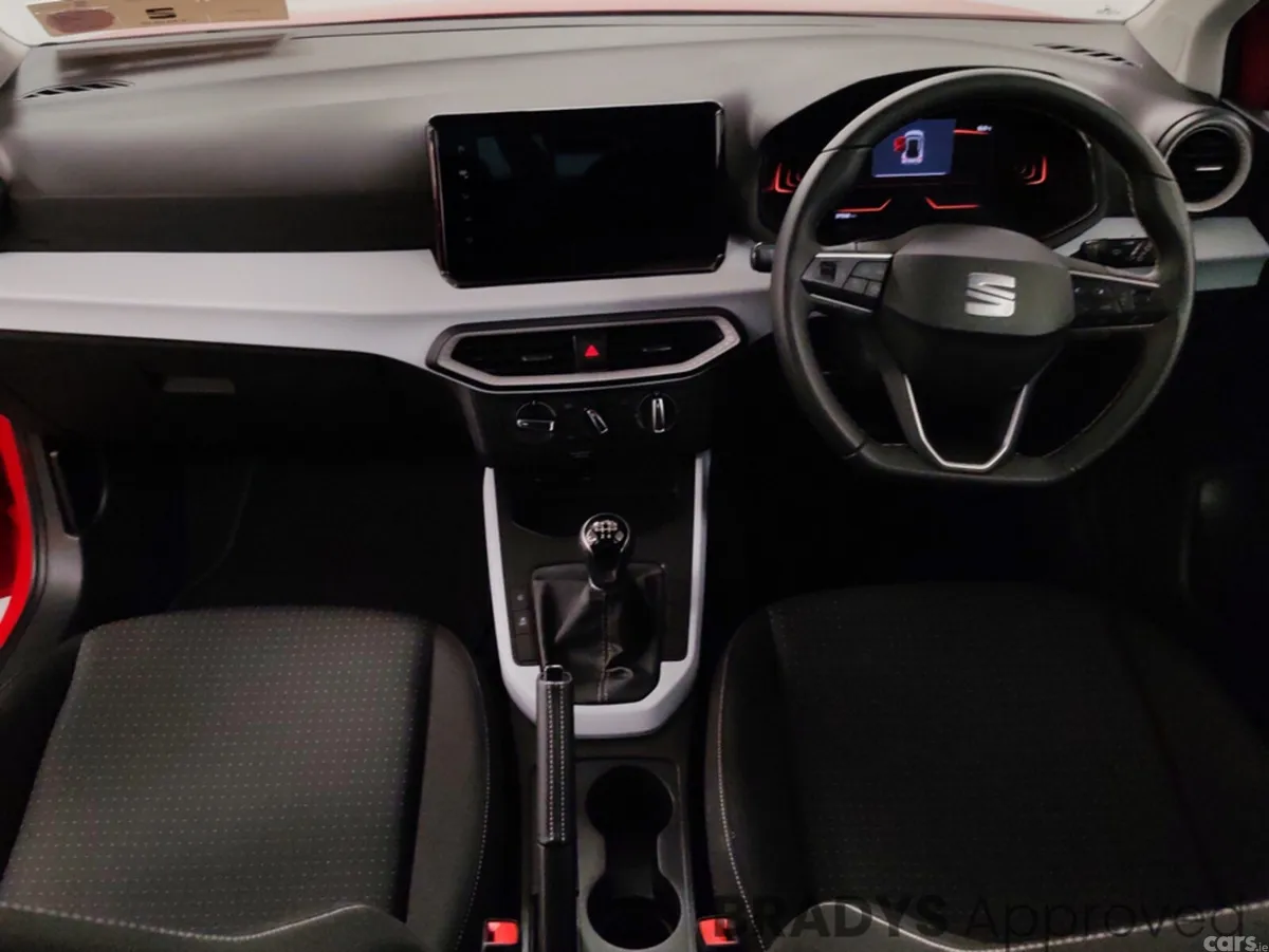 SEAT Arona Hatchback, Petrol, 2023, Red