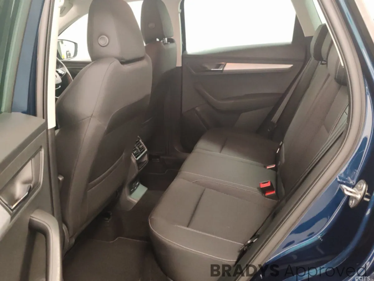 Skoda Karoq SUV, Diesel, 2023, Blue