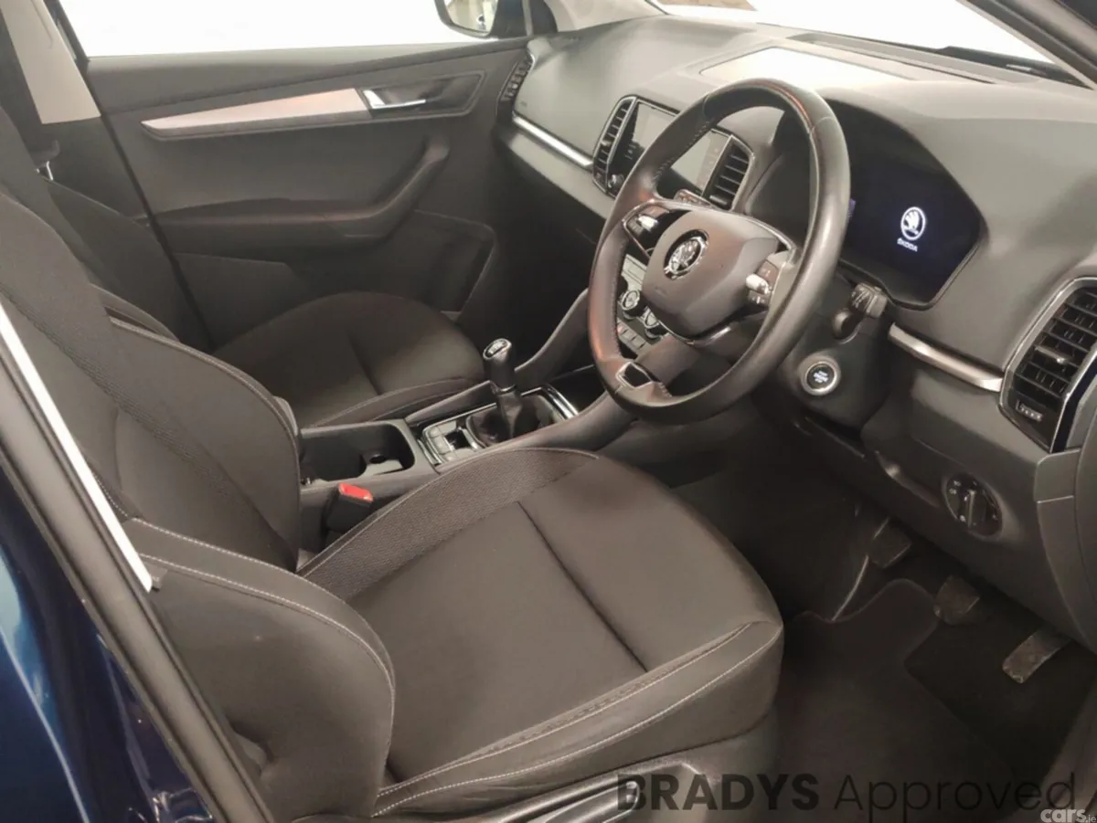 Skoda Karoq SUV, Diesel, 2023, Blue